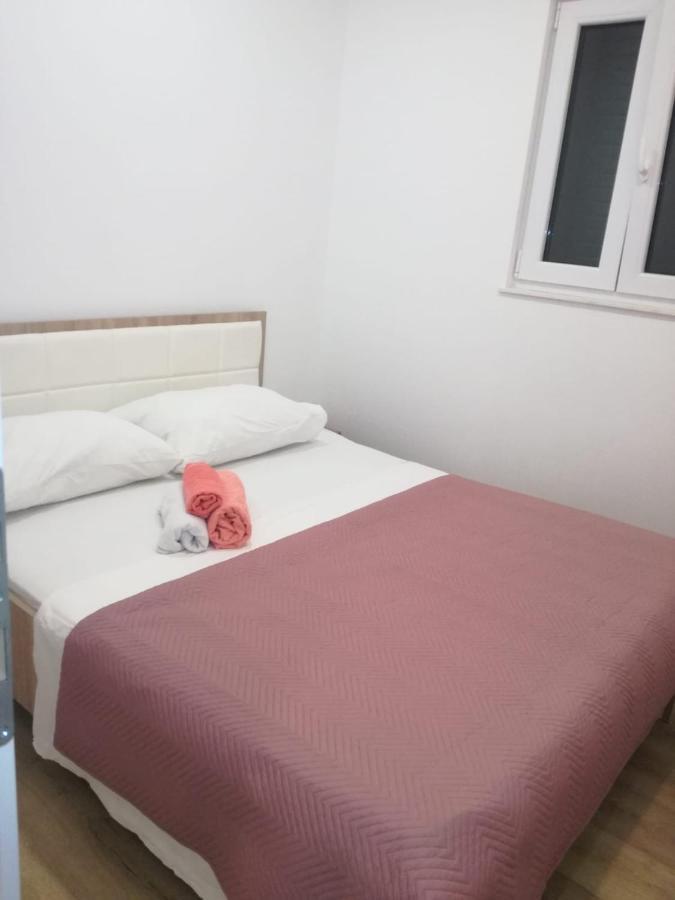 Apartmani Ivica Martic Duce Luaran gambar